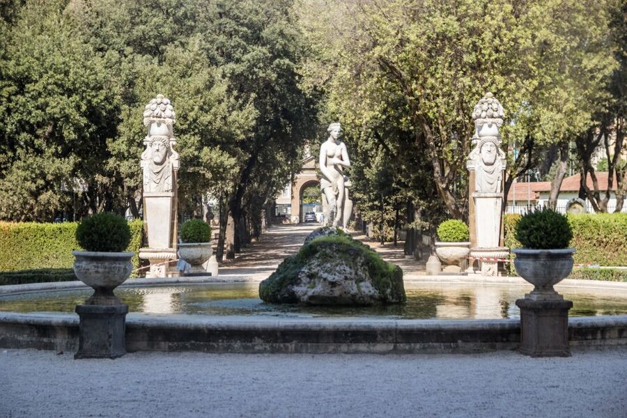 Rome: Borghese Gallery Skip-the-Line Ticket and Guided Tour - Caravaggio, Bernini, Raphael, and Canova: what the guide actually does