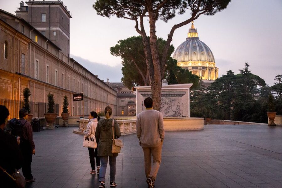 Rome: Breakfast & Tour of Vatican Museums & Sistine Chapel - Sistine Chapel Time: Getting There With Fewer Delays