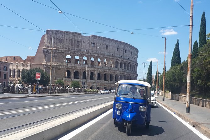 Rome by Ape Calessino Auto Rickshaw - Terme di Caracalla on a motorized route: what to look for