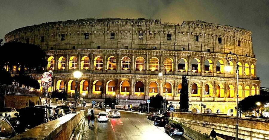 Rome by Night by car - Janiculum Hill panoramas behind Trastevere