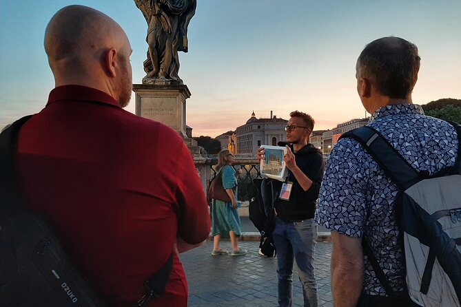 Rome by Night E-Bike Tour with Pizza Option - Trevi Fountain and the Lemon-Ice-Next-to-Icon Moment