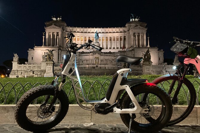 Rome by Night E-Bike Tour with Pizza Option - Piazza di Spagna: Sweet-Lighting Photos, Tight Timing