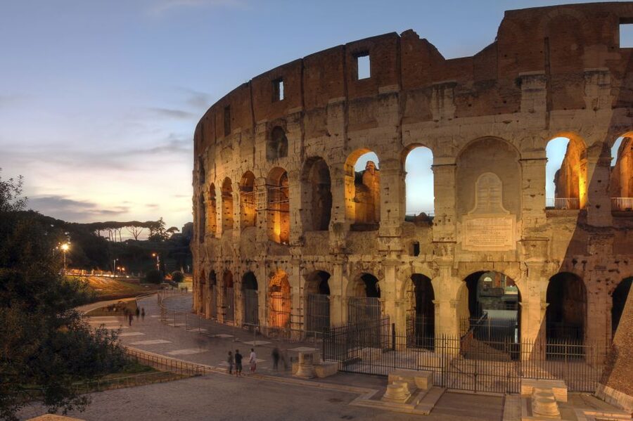 Rome By Night: Small Group E-Bike Tour - Key things that make this e-bike tour work