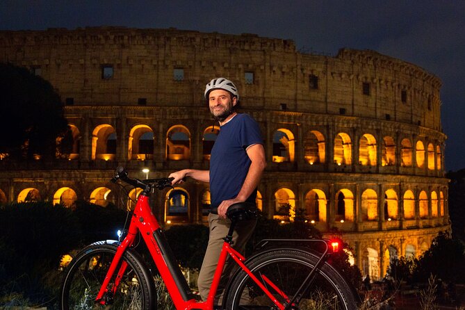 Rome by Night Tour with Top E-bike and optional Italian Dinner - Meeting point and getting started on time