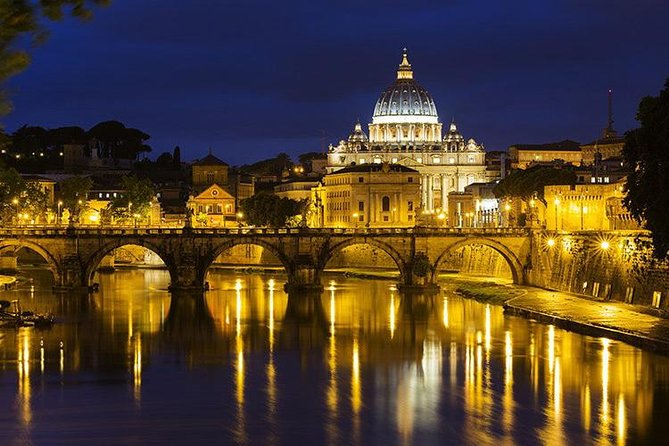 Rome by night with pizza & gelato ( minimum 2 people) - St. Peter’s Basilica walk-around, what you’ll notice in the dark