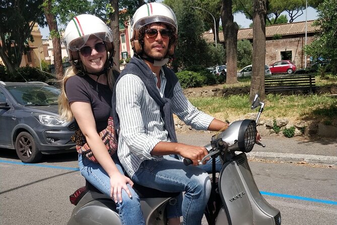 Rome by Vespa: Classic Rome Tour with Pick up - Testaccio break: espresso, gelato, and a more local pace