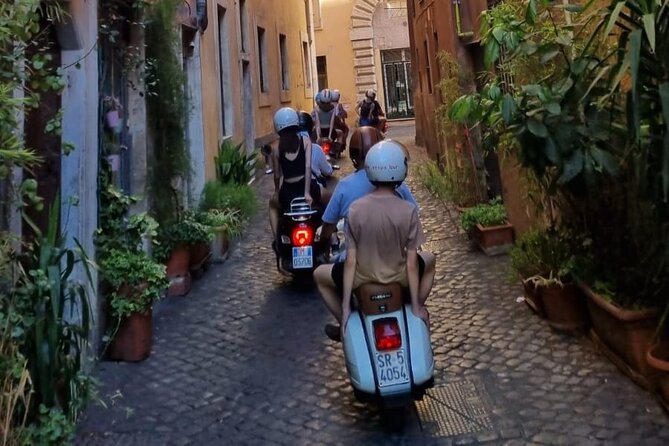 Rome by Vespa – Live the City Like a Local - How the Team Manages Safety on Busy Streets