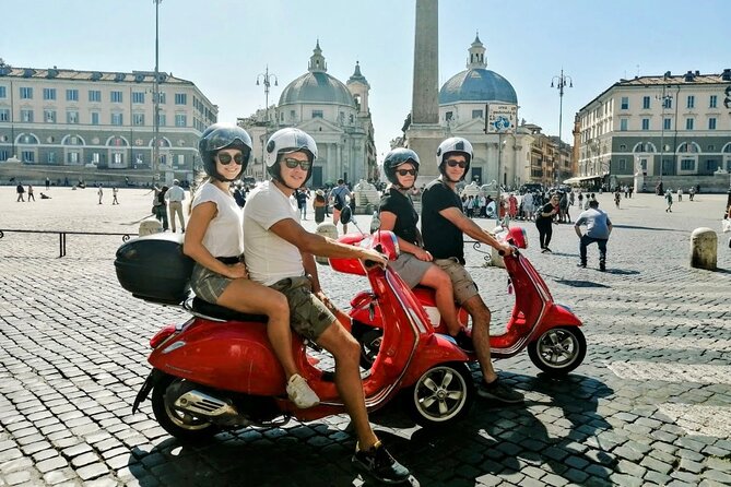 Rome by Vespa – with Francesco: the Best Guided Vespa Tour - Trevi Fountain: coin toss with a guided moment