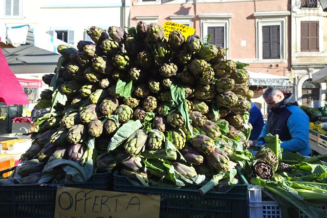 Rome Campo de Fiori and Jewish Ghetto Street Food Tour - Sant’ Eustachio: A Practical Finish With a Sweet Note