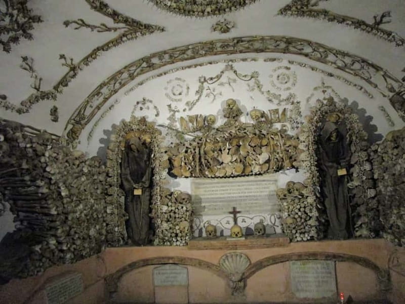 Rome: Capuchin Crypts Skip-the-Line Ticket and Tour - Who should book this tour, and who might want to pass