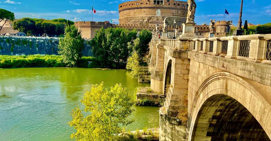 Rome: Castel Sant'Angelo and Hadrian's Tomb Guided VIP Tour - Key Things You’ll Notice on This VIP Castel SantAngelo Tour