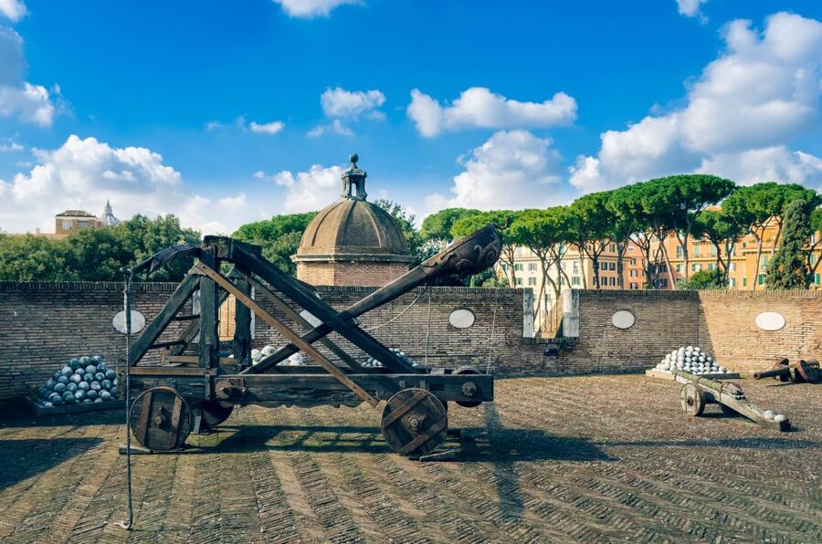 Rome: Castel Sant'Angelo and Hadrian's Tomb Guided VIP Tour - Sant’Angelo Bridge and the River Setting