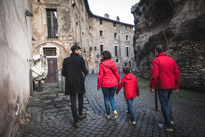 Rome: Castel Sant'Angelo Entry Ticket & Express Panoramic Tour - Skip-the-line entry: what it actually buys you in Rome