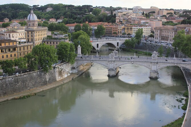 Rome: Castel Sant'Angelo Guided Tour - Headsets and group flow: why this matters in a busy attraction