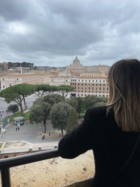 Rome: Castel Sant'Angelo Tour With Skip-the-line Access - The guide experience: when storytelling makes rooms feel alive
