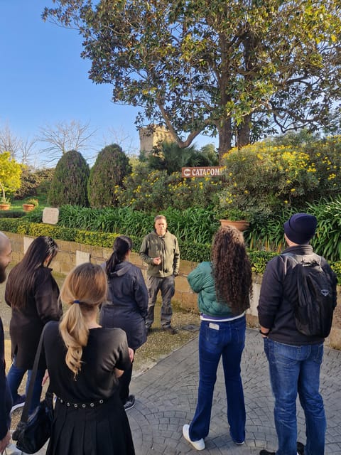Rome: Catacombs Express ENGLISH Guided Tour - SKIP THE LINE - San Domitilla catacombs: the tunnels, the tombs, and the meaning