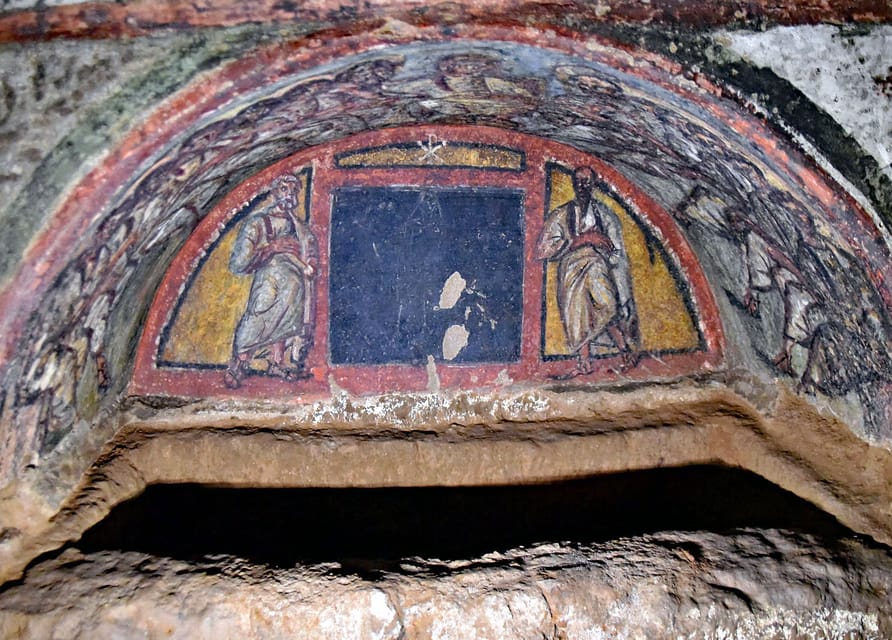 Rome: Catacombs Express ENGLISH Guided Tour - SKIP THE LINE - The fresco story: Saint Peter and Saint Paul, plus the Last Supper