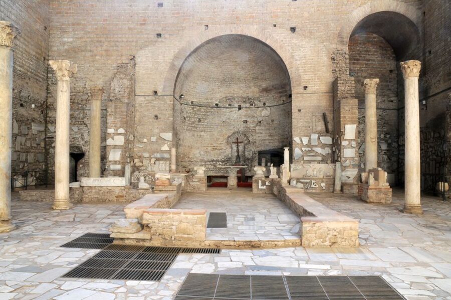 Rome: Catacombs of Domitilla Entry Ticket & Guided Tour - The guide’s role: frescoes, sanctity, and restoration explained plainly