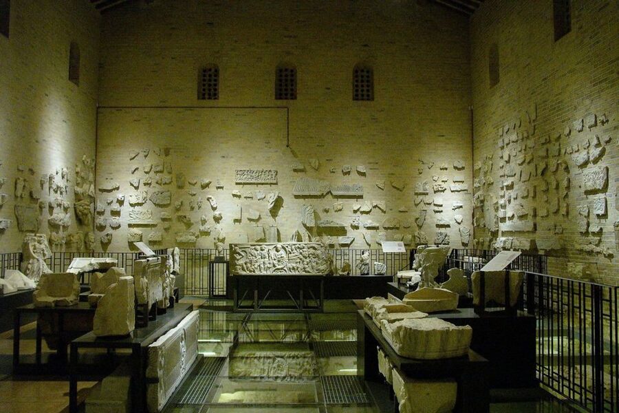 Rome: Catacombs of Priscilla Entry Ticket & Guided Tour - First-Floor Galleries and Niche Tombs You Can Actually Interpret