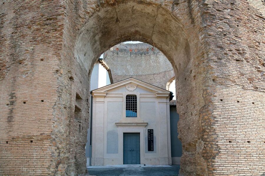 Rome: Catacombs of Saints Marcellino and Pietro Guided Tour - Understanding the site before you go underground