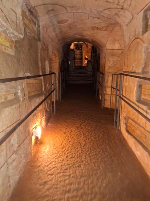 Rome: Catacombs Skip-the-Line Tour with Tickets - The story shift: from pagan Rome to Christian Rome