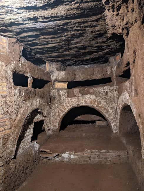 Rome: Catacombs Skip-the-Line Tour with Tickets - Catacombs of San Domitilla: your ticket to Roman underground life