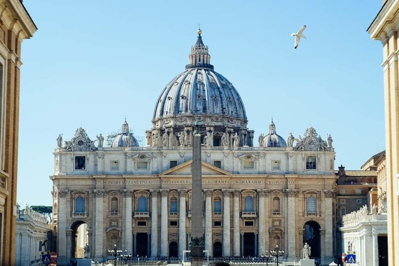 Rome: City Center Private Tour With Tuk-Tuk - Starting at Largo Gaetana Agnesi, then zipping into the center