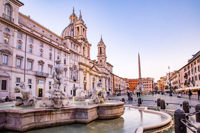 Rome City Center Walking Tour in a Small Group - Stop 1: Piazza Venezia and the Layers Behind the View