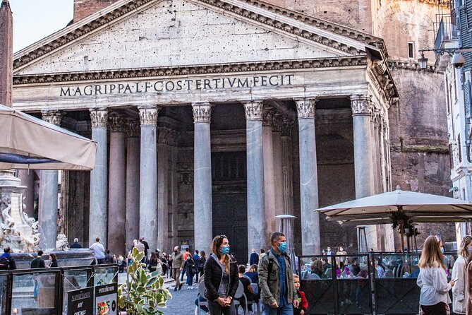 Rome City Center Walking Tour in a Small Group - Stop 5: Trevi Fountain and How the Coin Toss Works