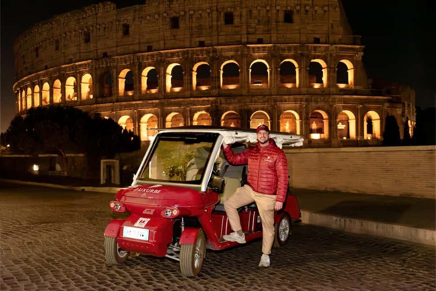 Rome: City Golf Cart at Night Tour - Between stops on a quiet electric cart, how the pace really feels