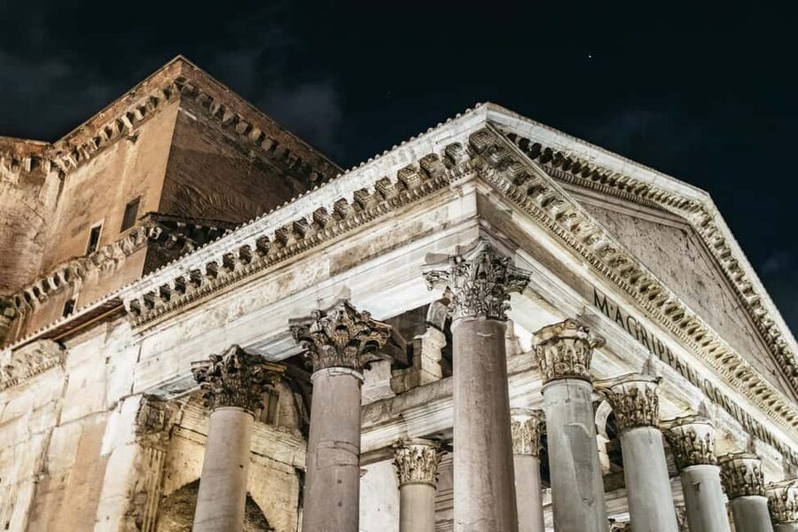 Rome: City Highlights Moonlight Walking Tour - Sant’Ignazio di Loyola and Galleria Sciarra: the tour’s thoughtful detours