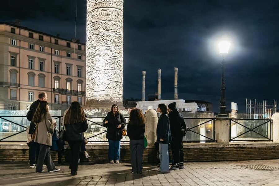 Rome: City Highlights Moonlight Walking Tour - Guide quality is the real differentiator, and you will feel it