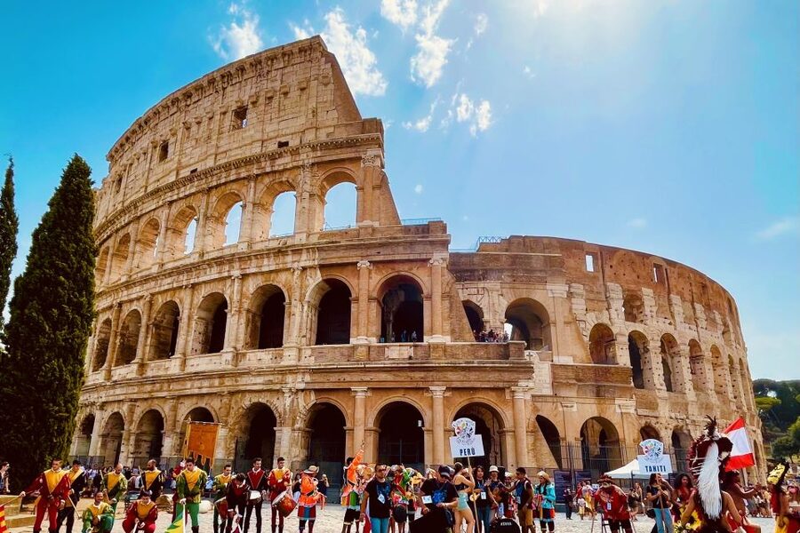 Rome: Colosseum, Arena Floor & Ancient Rome Tour - Roman Forum Ruins: From Marketplace to Religious and Government Power