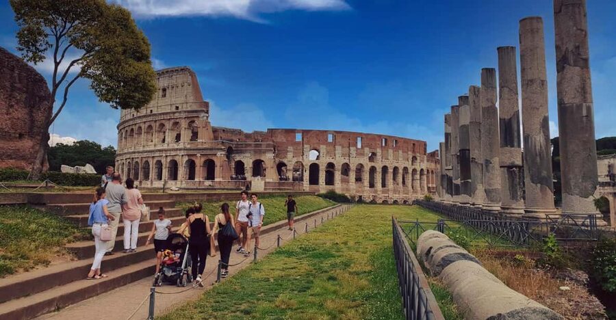 Rome: Colosseum Arena Floor and Ancient Rome Tour - Going Underground: The Colosseum Dungeons Experience