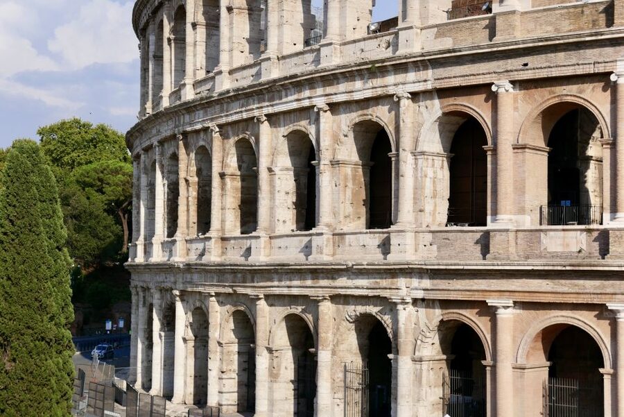 Rome: Colosseum Arena Guided Tour with Roman Forum Option - Timing choices: late afternoon can be the sweet spot