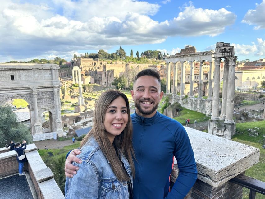 Rome: Colosseum, Circus Maximus, Forum & Ancient Rome Tour - Ponte Fabricius and the Tiber Island connection