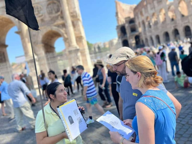 Rome: Colosseum Express Entry with Audio Guide App - Entering the Colosseum without the ticket desk line