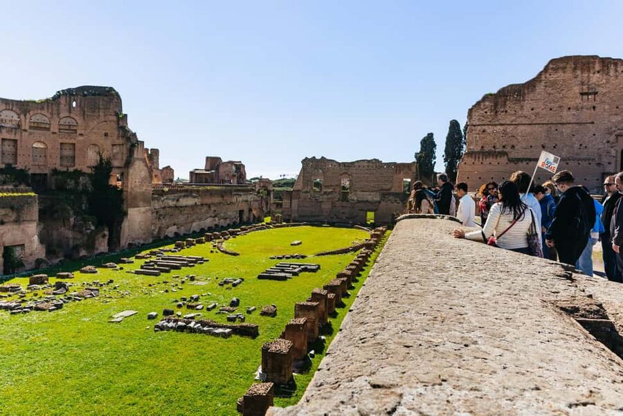 Rome: Colosseum, Forum & Palatine Hill Tour & Optional Arena - Roman Forum walking tour: where the drama was daily life