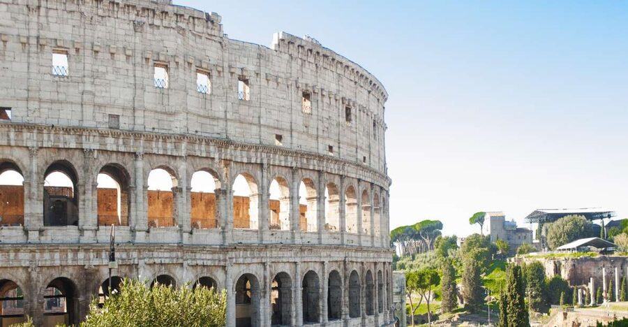 Rome: Colosseum & Forum with Audio Guide App -Optional Arena - Meeting Point at Via delle Terme di Tito 93: How You Avoid a Lost-Map Day