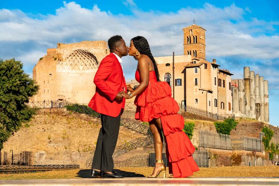 Rome: Colosseum Private Photoshoot - Your photo delivery: unedited files, edited picks, and a reel