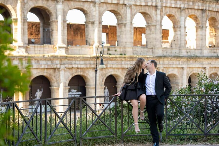 Rome: Colosseum Private Photoshoot - Should you book this Colosseum private photoshoot?