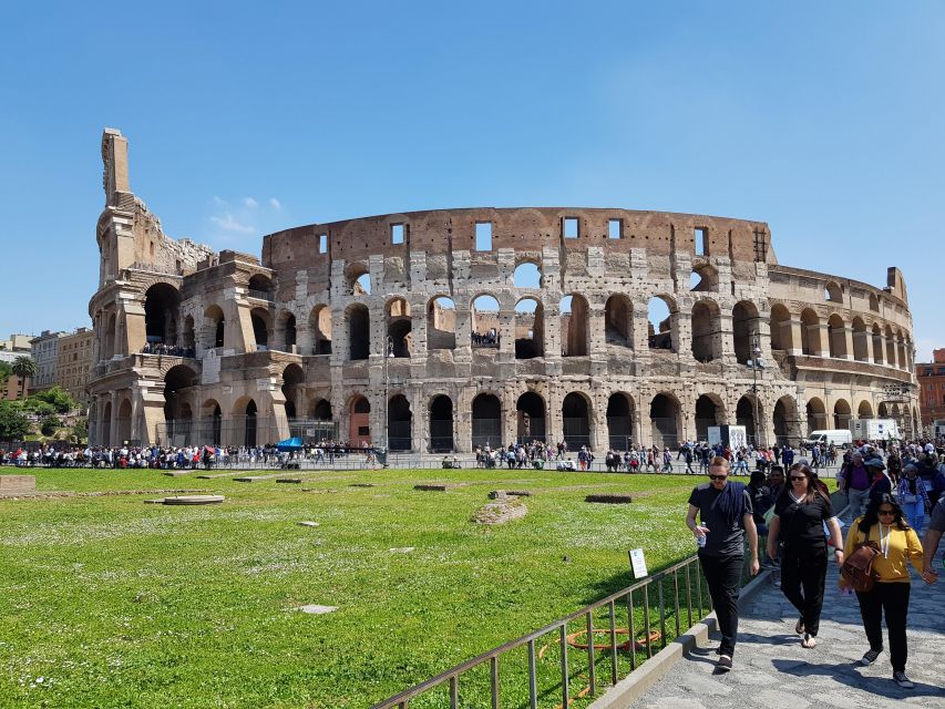 Rome: Colosseum Private Tour - Stop 3 and the Walk Back: Via Celio Vibenna, 2 Ends at the Meeting Point