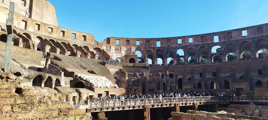 Rome: Colosseum Private Tour - Meeting Point Reality Check: Colosseum Metro Upper Floor, Blue Sign COLOSSEO B