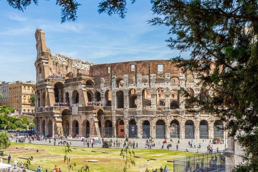 Rome: Colosseum, Roman Forum, and Palatine Hill Experience - Imperial Fora Walk, Columns and Big Names
