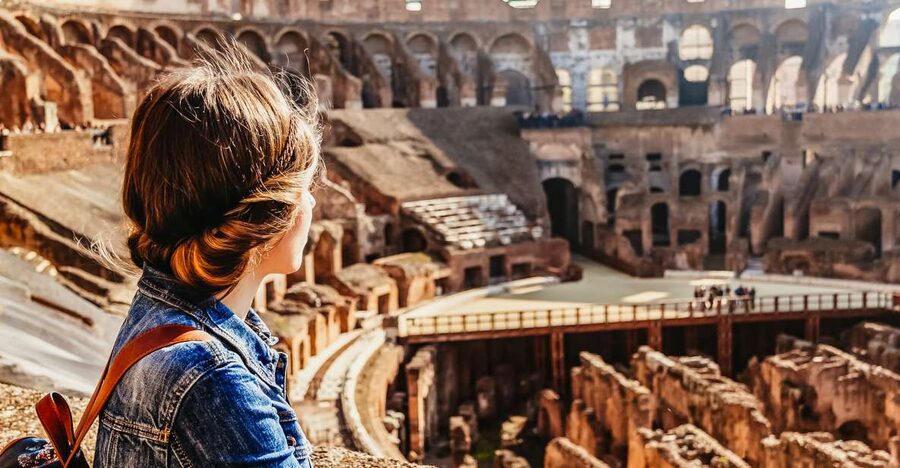 Rome: Colosseum, Roman Forum & Palatine Guided Tour - Colosseum time: 40 minutes that should feel focused