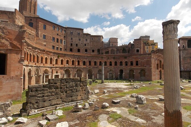 Rome Colosseum, Roman Forum & Palatine Hill Audio Tour - Entering the Colosseum Arena with timed access