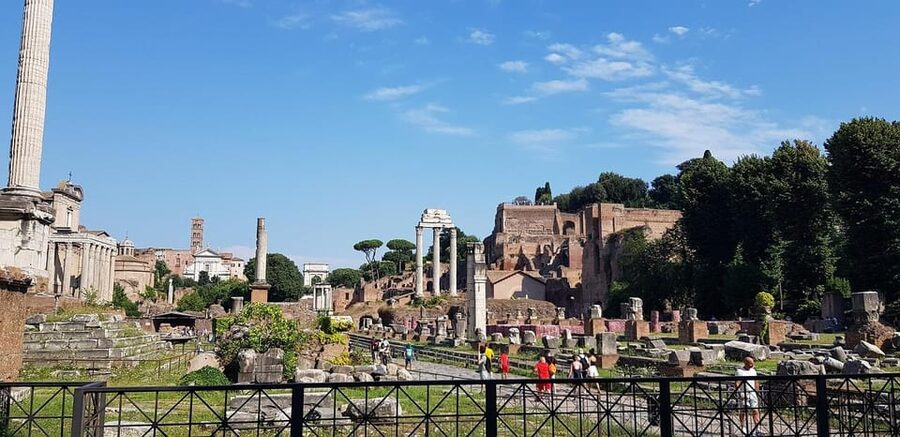 Rome: Colosseum, Roman Forum & Palatine Hill Experience - Price and value: what you are really paying for