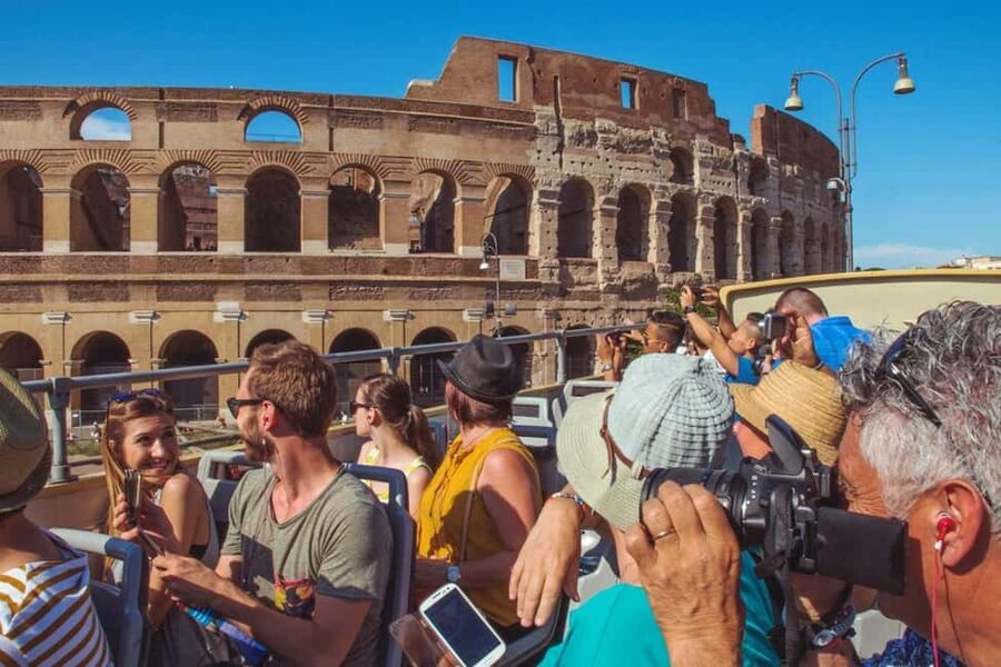 Rome: Colosseum, Roman Forum, Palatine Hill & Hop-on Hop-off - Mamertine Prison: A Smart Warm-Up Before the Colosseum