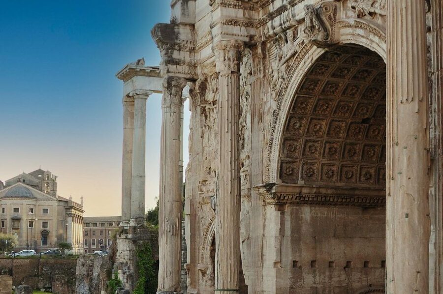 Rome: Colosseum Tour with Underground and Arena Floor Access - What the tour duration means for your day