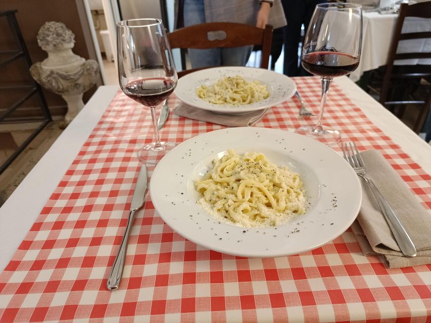 Rome Cooking Class: Handmade Tonnarelli Pasta & Tiramisu - Cacio e Pepe Pairing: Why Tonnarelli Fits the Roman Flavor Logic